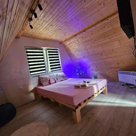 Vikendica Kelebija Holiday home *